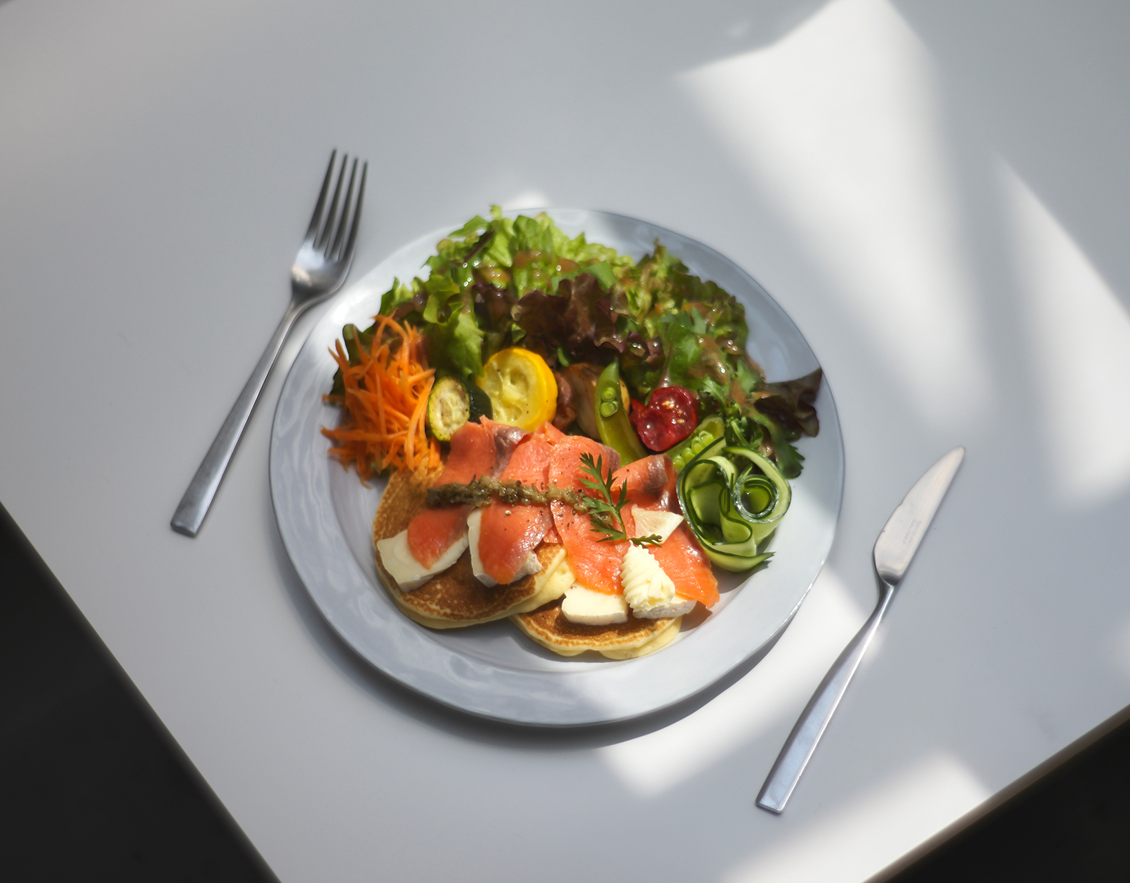 サーモンパンケーキ